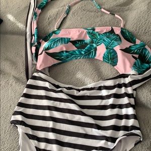 Cute floral / stripe swimsuit with cut out